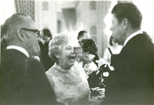Image description is not available for 1977.089